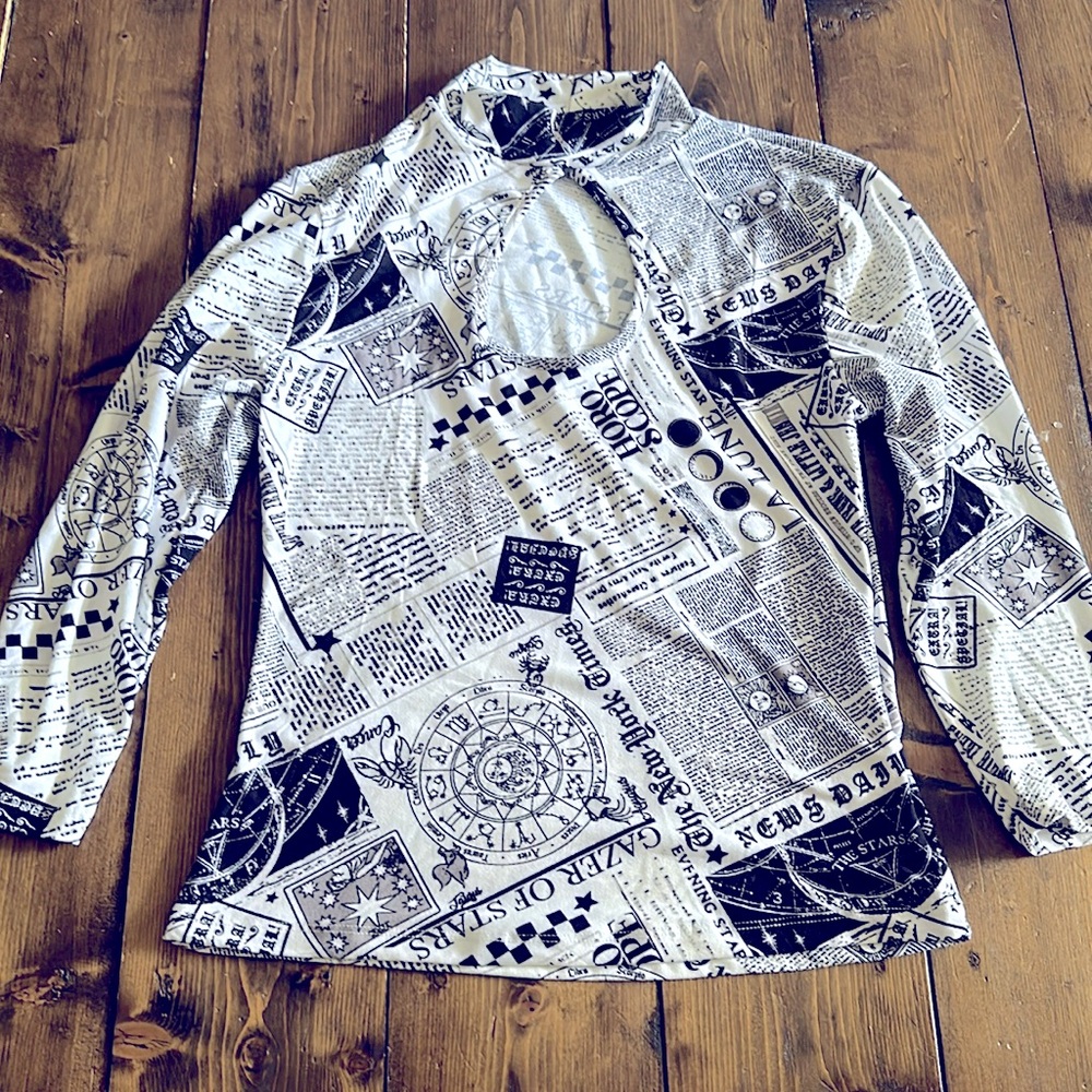 J for justice black and white shirt size M